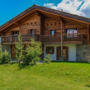 Фотография гостевого дома Chalet Les Cimes