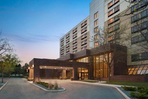 Фотография гостиницы DoubleTree by Hilton St. Paul, MN