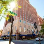 Фотография гостиницы Hilton Milwaukee City Center