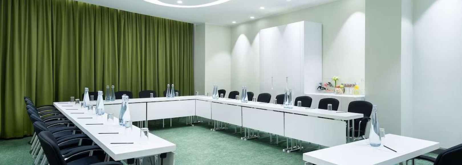 Фотография комнаты для переговоров Переговорные комнаты