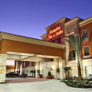 Фотографии гостиницы 
            Hampton Inn & Suites Winnie