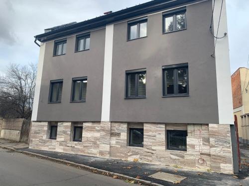 Фотография апарт отеля M70 Apartmanház