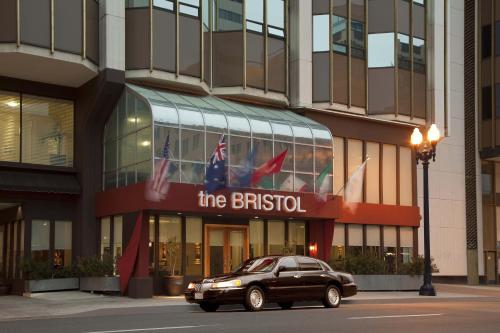 Фотография гостиницы The Bristol Hotel San Diego