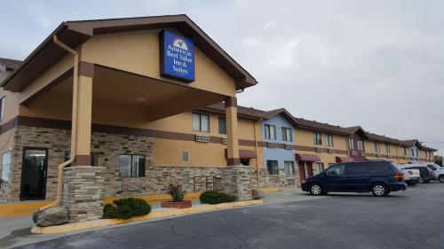 Фотография гостиницы Americas Best Value Inn & Suites Harrisonville
