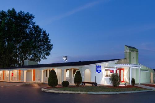 Фотография гостиницы Apple Tree Inn