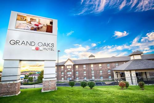 Фотография гостиницы Grand Oaks Hotel