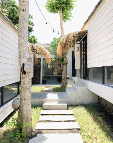 Фотографии хостела 
            The Jungle Hostel Canggu