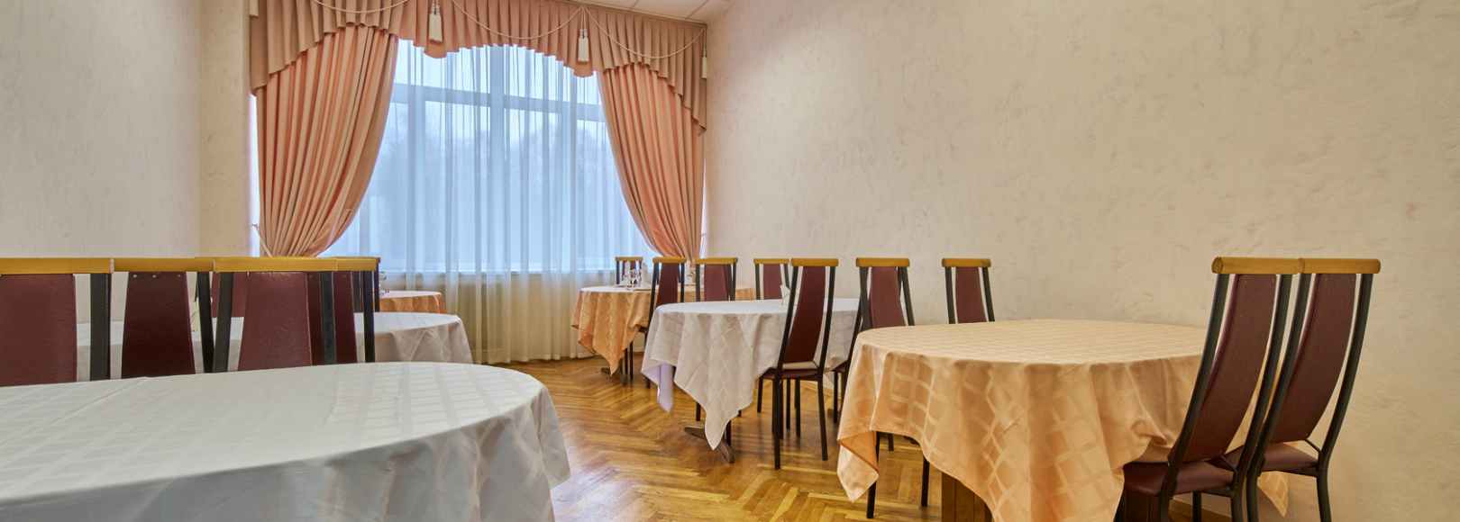 Фотография банкетного зала Розовый зал