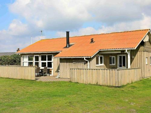 Фотография гостевого дома Four-Bedroom Holiday home in Ringkøbing 4