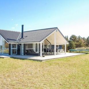 Фотография гостевого дома Holiday home Blåvand CLXXVII