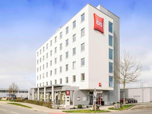 Фотографии гостиницы 
            ibis Hotel Friedrichshafen Airport Messe