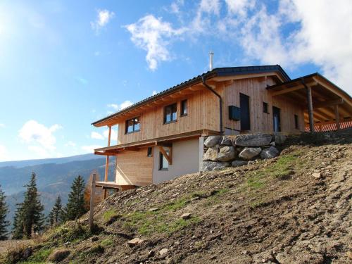 Фотография гостевого дома Alpina Lodge