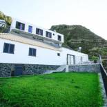 Фотография гостевого дома 2 bedrooms house with sea view private pool and enclosed garden at Porto Moniz 1 km away from the beach