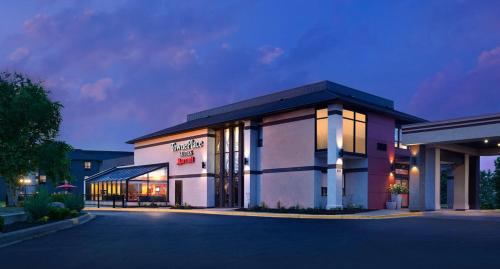 Фотография гостиницы TownePlace Suites by Marriott London