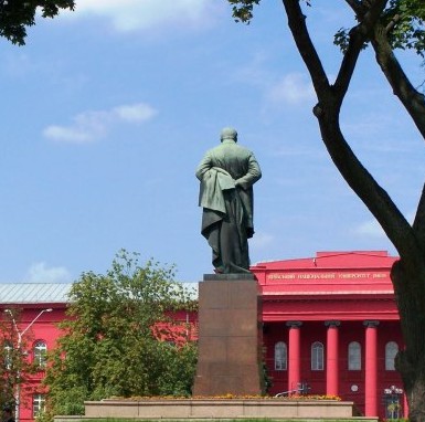 Фотографии памятника 
            Памятник Тарасу Шевченко