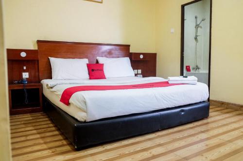 Фотография гостиницы RedDoorz Plus near DC Mall Batam