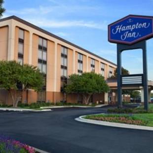 Фотографии гостиницы 
            Hampton Inn Chicago-O'Hare International Airport