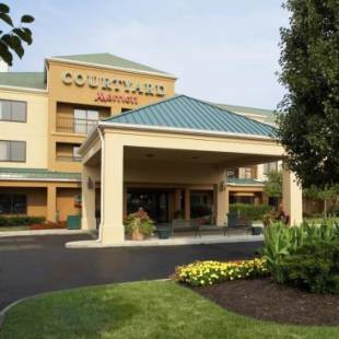 Фотографии гостиницы 
            Courtyard Columbus Airport