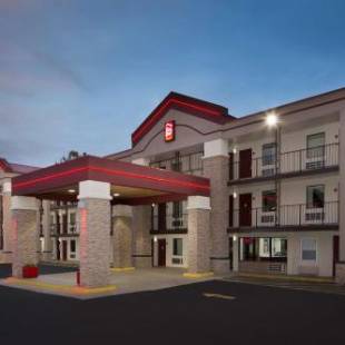 Фотографии гостиницы 
            Red Roof Inn PLUS+ Birmingham East – Irondale/Airport