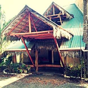 Фотографии хостела 
            La Palapa Hut Nature Hostel & Campground