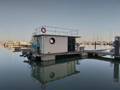 Фотография мини отеля The Homeboat Company Parque das Nações-Lisboa