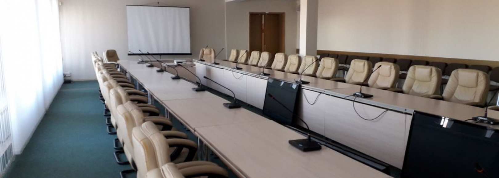 Фотография конференц-зала Конференц-зал Дома учёных