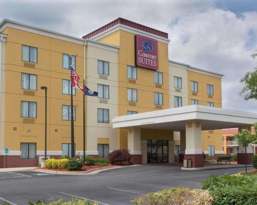 Фотографии гостиницы 
            Comfort Suites Fredericksburg North