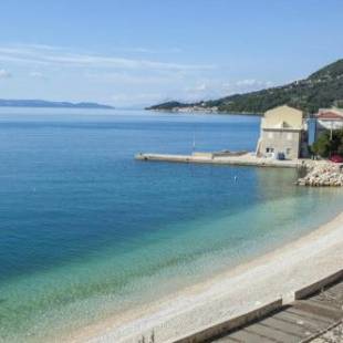 Фотографии гостевого дома 
            Apartments by the sea Drasnice, Makarska - 6697