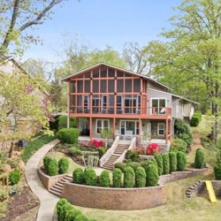 Фотография гостевого дома Ozark Mountain Lakehouse