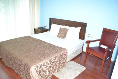 Фотография гостиницы Cameo Hotel