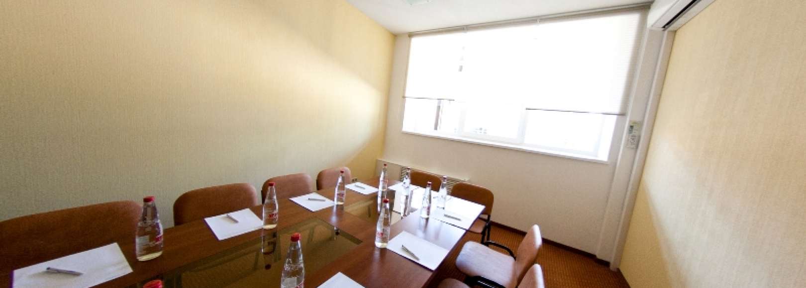 Фотография комнаты для переговоров Переговорная №4