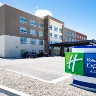 Фотография гостиницы Holiday Inn Express & Suites - Elko, an IHG Hotel