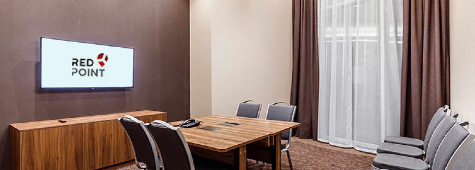 Фотография комнаты для переговоров Мерло