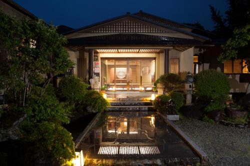 Фотография мини отеля Tatsuta Ryokan