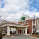 Фотография гостиницы Holiday Inn Express Hotel & Suites Mebane, an IHG Hotel