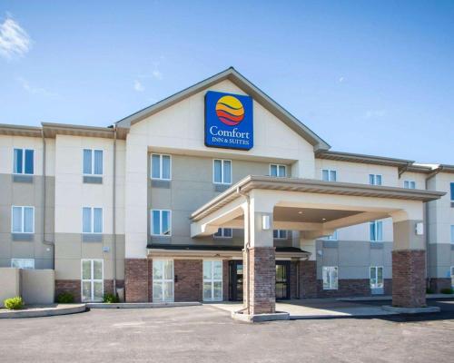 Фотография гостиницы Comfort Inn & Suites Harrisonville