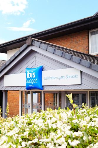 Фотография гостиницы ibis Budget Warrington Lymm Services