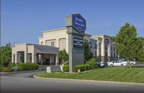 Фотография гостиницы Hampton Inn & Suites Youngstown-Canfield