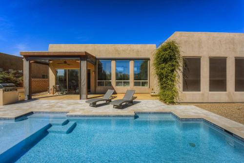 Фотография гостевого дома Fallen Shadows