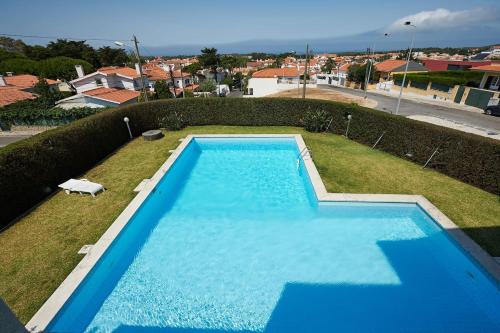 Фотография гостевого дома Relaxing Villa w/pool up to 6 people Cascais