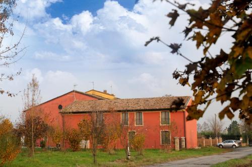 Фотография гостевого дома Agriturismo La Fattoria Del Boschetto