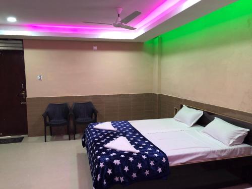 Фотографии гостиницы 
            Hotel Sugam Karaikudi