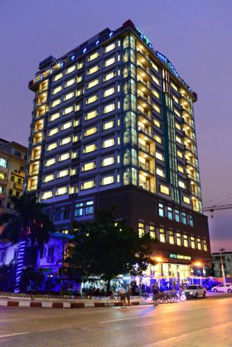 Фотографии гостиницы 
            Hotel Grand United - Ahlone Branch