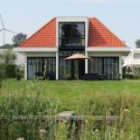 Фотография гостевого дома Beautiful Holiday Home with Jetty in Harderwijk