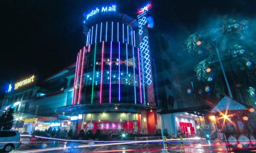 Фотографии гостиницы 
            FOX Lite Hotel Metro Indah Bandung