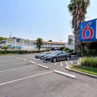 Фотографии гостиницы 
            Motel 6-Sunnyvale, CA - South