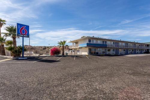 Фотография гостиницы Motel 6-Needles, CA