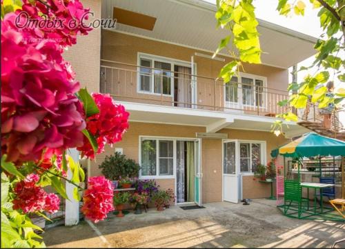 Фотографии гостевого дома
Славянский Уголок