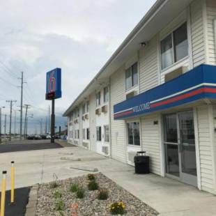 Фотографии гостиницы 
            Motel 6-Fort Wayne, IN