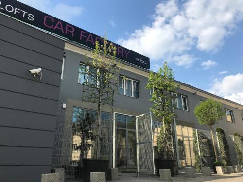 Фотография хостела Loft Car Factory